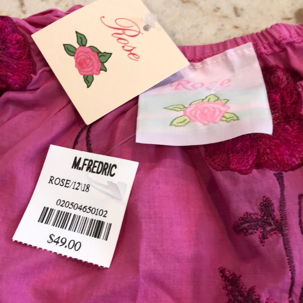 Pink sundress with embroidered flowers - Picture 3 of 4